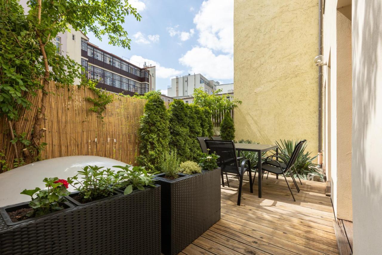 City Centre Garden Apartment With Parking Prague Exterior photo