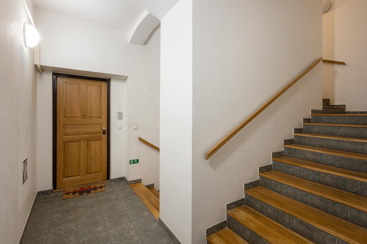 City Centre Garden Apartment With Parking Prague Exterior photo