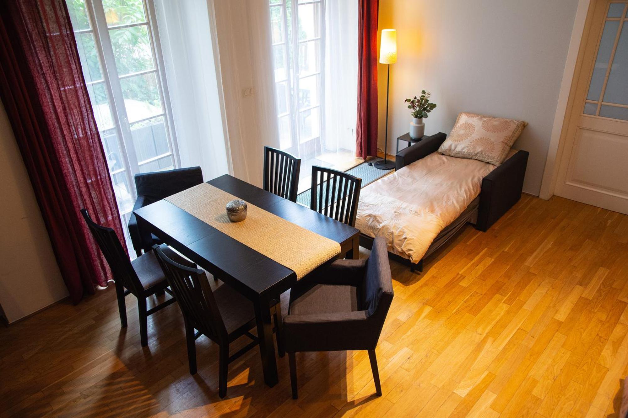 City Centre Garden Apartment With Parking Prague Exterior photo